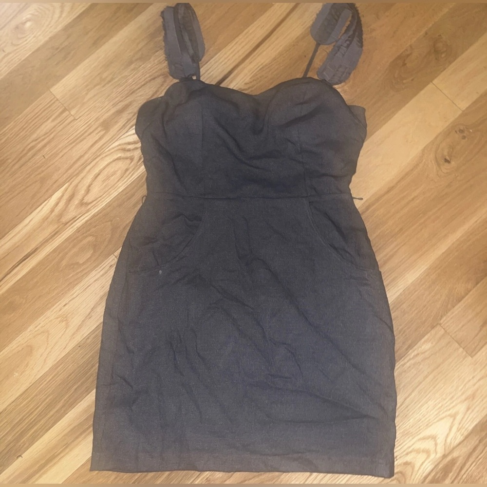 Elegant Black Strapless Dress